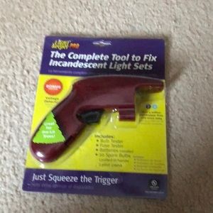 Christmas light tool